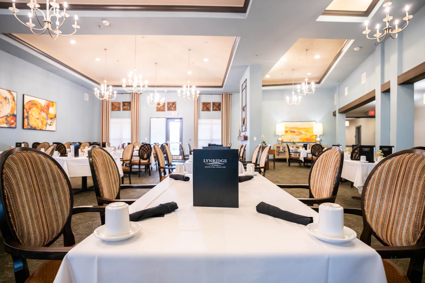Elegant Fine Dining Restaurant for Residents at Memory Care in Waco